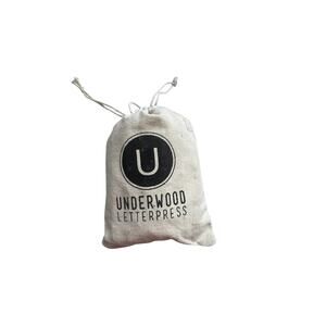 Underwood Letterpress White Plastic Letter Board Letters Numbers Symbols Set Bag